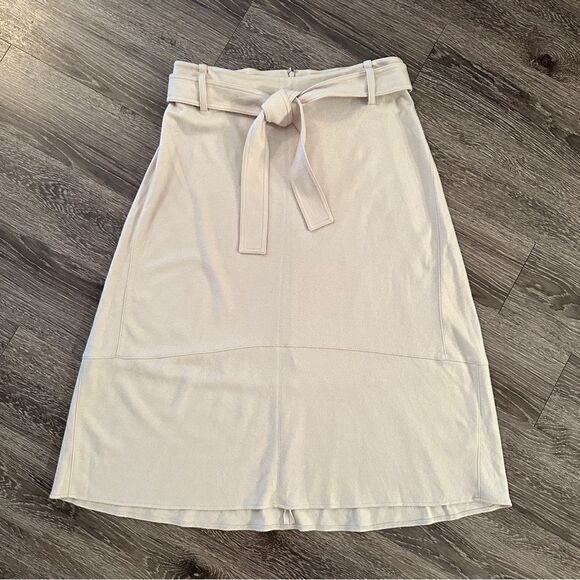 Vince Dresses & Skirts - Vince High Waisted Wool Blend Belted Skirt in Oatmeal